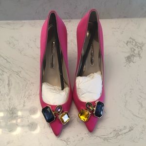 New Fuchsia/Pink Sophia Webster Pump with gems